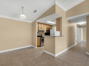 1703 Conservation Trl in Fort Walton Beach, FL - Foto de edificio - Building Photo