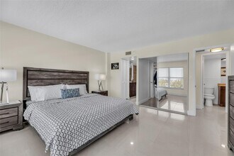 405 N Ocean Blvd in Pompano Beach, FL - Building Photo - Building Photo