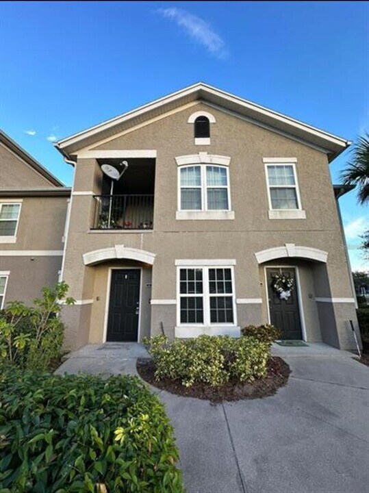 6560 Swissco Dr, Unit 317 in Orlando, FL - Building Photo