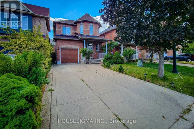69 Peachwood Crescent in Hamilton, ON - Building Photo - Building Photo