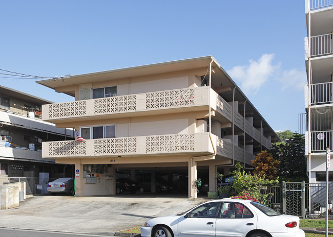 1718 Young St in Honolulu, HI - Building Photo - Building Photo