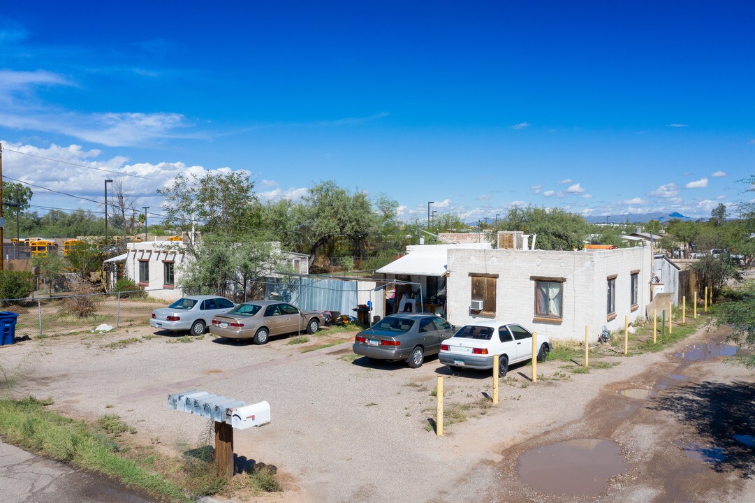 255-299 E Pastime Rd in Tucson, AZ - Building Photo