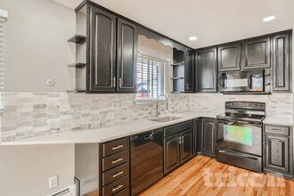 4662 S Badger Ct in Littleton, CO - Building Photo - Building Photo