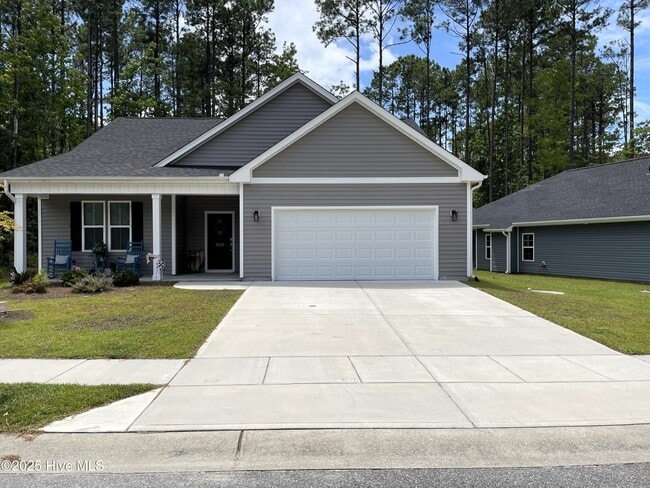 property at 2610 Provence Dr SE