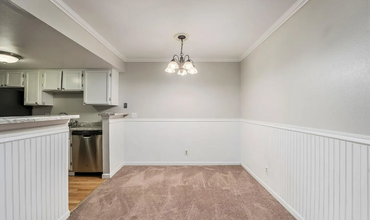 8225 E Fairmount Dr in Denver, CO - Building Photo - Building Photo
