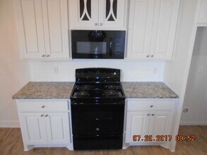 2020 102nd St in Lubbock, TX - Building Photo - Building Photo