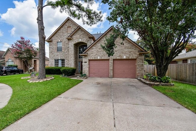 15622 Valley Creek Dr in Houston, TX - Building Photo - Building Photo