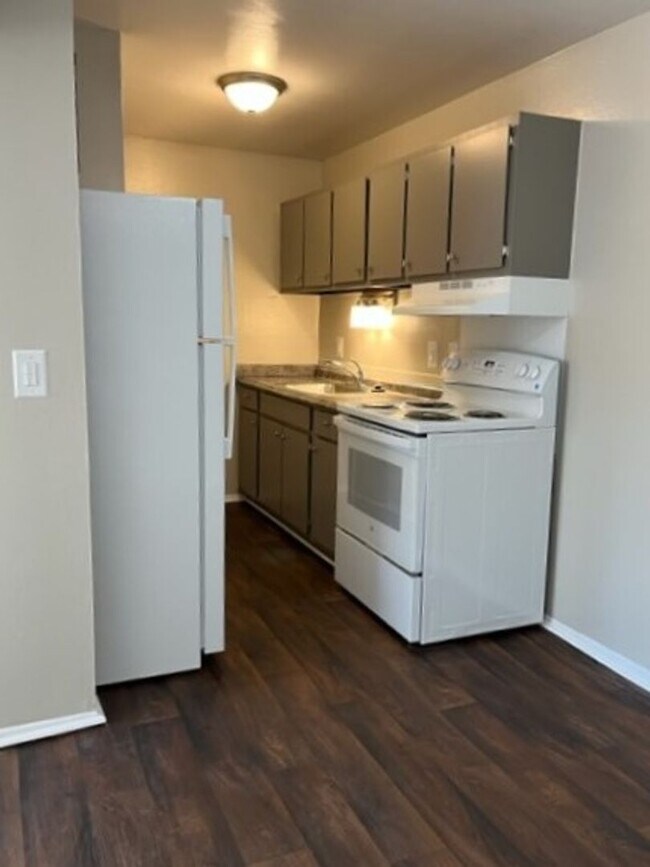 property at 847 Ludlow Ave