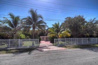 14935 NE 11th Ct in Miami, FL - Building Photo - Building Photo