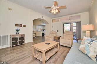 5510 SW 4th Pl in Cape Coral, FL - Foto de edificio - Building Photo