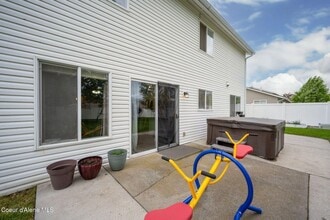 3487 W Manning Loop in Coeur d'Alene, ID - Building Photo - Building Photo