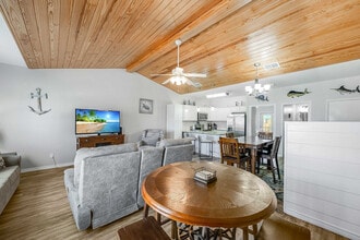 1813 Eleventh St in Port Aransas, TX - Building Photo - Building Photo