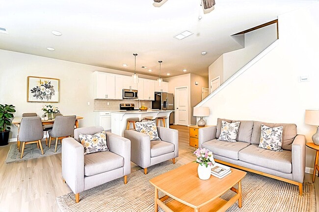 property at 842 Calvin Pk Dr