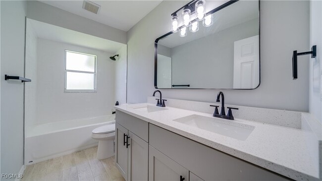 property at 1416 SE 2nd Ave