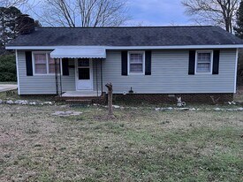 101 Shady Ln in Clayton, NC - Building Photo