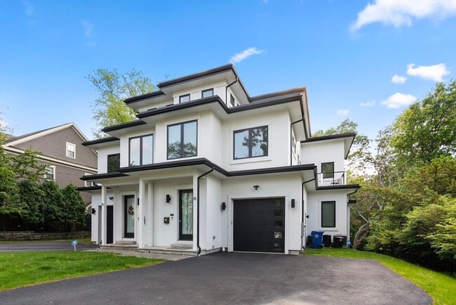 property at 18 Cragmore Rd