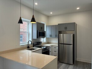 1539 Lowrie St in Pittsburgh, PA - Building Photo - Building Photo