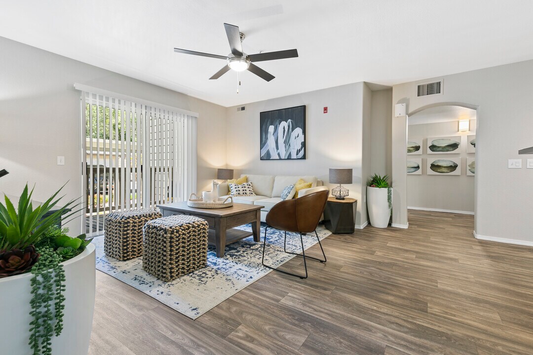 Ascent Apartment Homes in Cottonwood Heights, UT - Building Photo