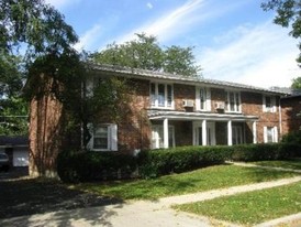 52 Surrey Dr Apartments