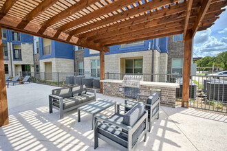 Hammack Creek Apartments in Kennedale, TX - Foto de edificio - Building Photo