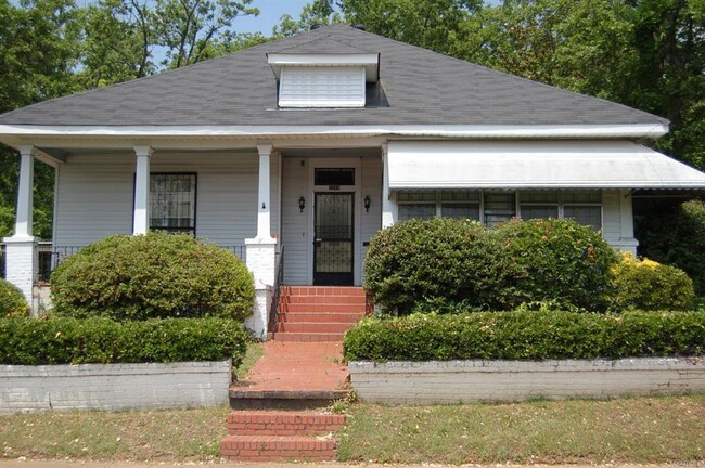 1264 Rosa L Parks Ave in Montgomery, AL - Building Photo - Building Photo