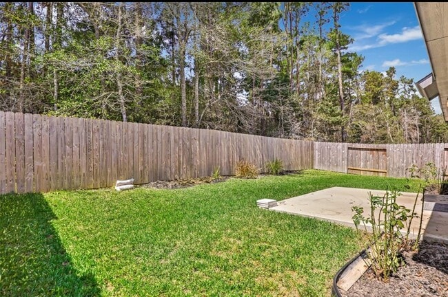 property at 10031 Spg Crk Rd