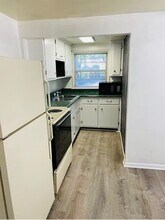 835 Glen Ave, Unit #C in Nashville, TN - Building Photo - Building Photo