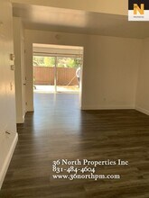 19320 Creekside Cir in Salinas, CA - Building Photo - Building Photo