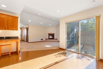 1087 S Cottonwood Rd in Bozeman, MT - Building Photo - Building Photo