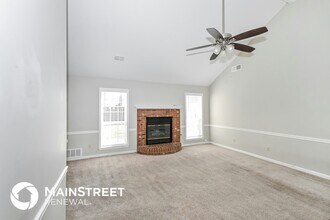 2692 Country Lawn Cove in Memphis, TN - Building Photo - Building Photo