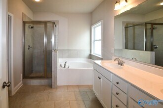 7020 Camrose Ln NW in Huntsville, AL - Building Photo - Building Photo