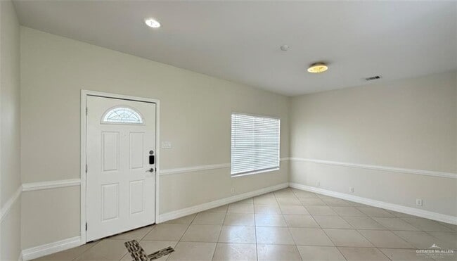 24 Los Lagos Dr in Edinburg, TX - Building Photo - Building Photo