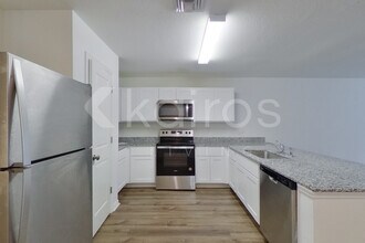 3931 NW 45th Terrace in Cape Coral, FL - Building Photo - Building Photo