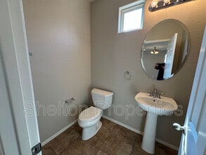 21060 W Elm Way Ct in Buckeye, AZ - Building Photo - Building Photo
