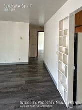 516 NW A St in Grants Pass, OR - Foto de edificio - Building Photo