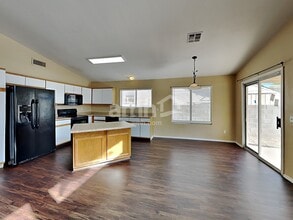 8647 N Kimball Way in Tucson, AZ - Building Photo - Building Photo