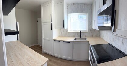 22 Jackson St, Unit 2 in Denver, CO - Foto de edificio - Building Photo