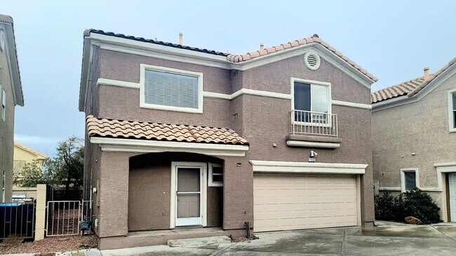 7553 Dry Creek Ave in Las Vegas, NV - Building Photo - Building Photo