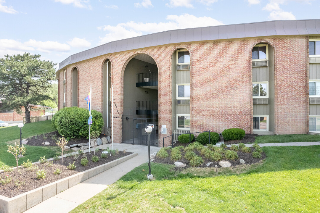 Rosecliff Apartments in Omaha, NE - Building Photo