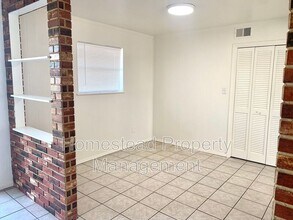 433 NW 84th St in Oklahoma City, OK - Building Photo - Building Photo