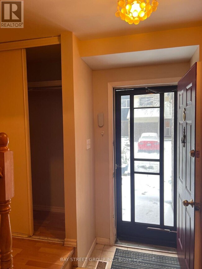 6 Pond Fern Way in Toronto, ON - Building Photo - Building Photo