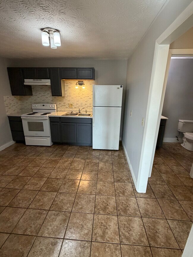 180 Valley Ln, Unit 5 in London, KY - Building Photo - Building Photo