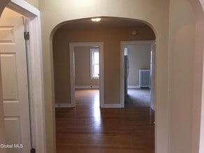 13 W Van Vechten St in Albany, NY - Building Photo - Building Photo