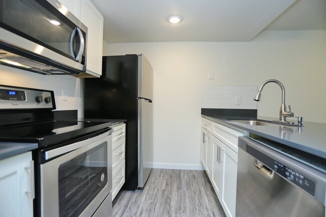 The Peaks Apartment Homes in Lynnwood, WA - Foto de edificio - Interior Photo