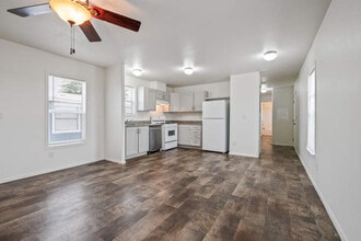 5505 N Shannon Rd in Tucson, AZ - Building Photo - Building Photo