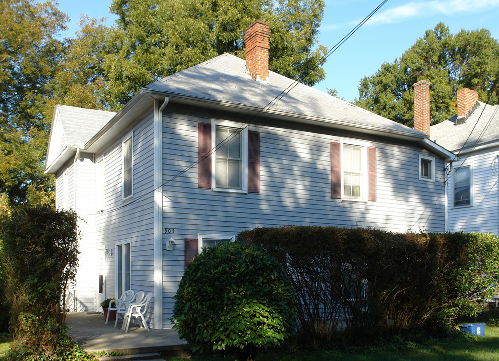 903 Clarendon St in Durham, NC - Building Photo