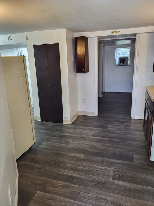 305-305 W 11th St in Reno, NV - Building Photo - Building Photo