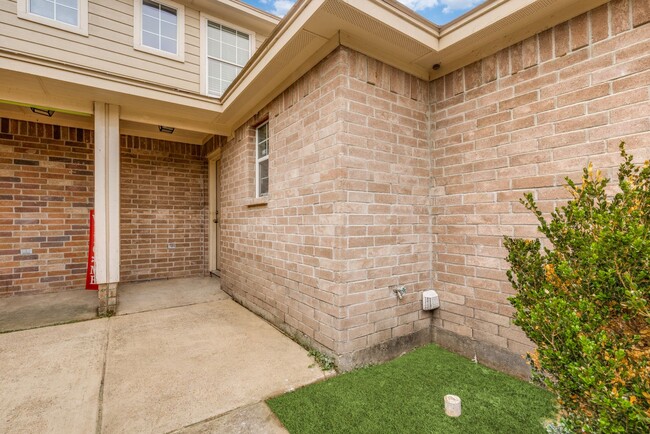 13704 Biggs St in Dallas, TX - Building Photo - Building Photo
