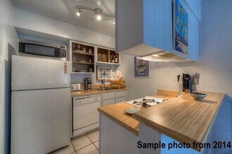 1111 W 10th St in Austin, TX - Building Photo - Building Photo