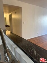 435 S Virgil Ave in Los Angeles, CA - Building Photo - Building Photo